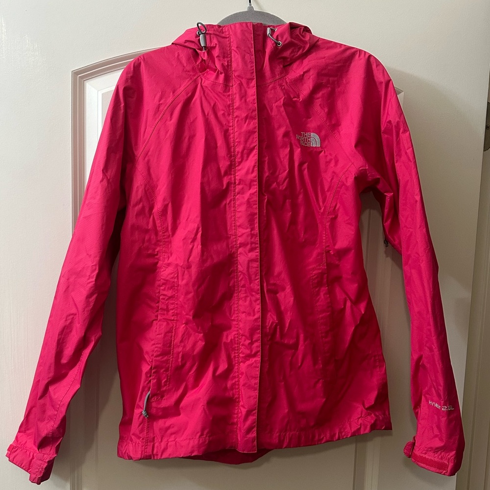 The North Face Women’s Hot Pink Rain Jacket Medium
